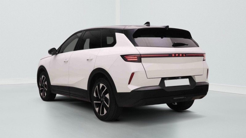 Photo 3 de l'offre de OPEL Grandland 1.2 T Hybrid 145 GS à 35398€ chez Carlyss automobiles Vitré