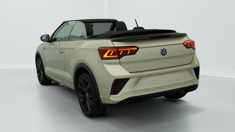 Photo 5 de l'offre de Volkswagen T-roc Cabriolet 1.5 TSI EVO 150 START/STOP DSG7 R-LINE à 29233€ chez Carlyss automobiles Vitré