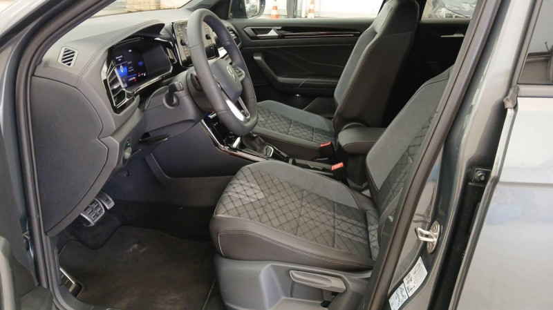 Photo 8 de l'offre de VOLKSWAGEN T-roc T-Roc 2.0 TDI 150 Start/Stop DSG7 R-Line à 38498€ chez Carlyss automobiles Vitré