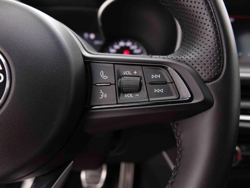 Photo 17 de l'offre de ALFA ROMEO Stelvio 2.0 Turbo AT8 Q4 Ti à 36152€ chez Carlyss automobiles Vitré