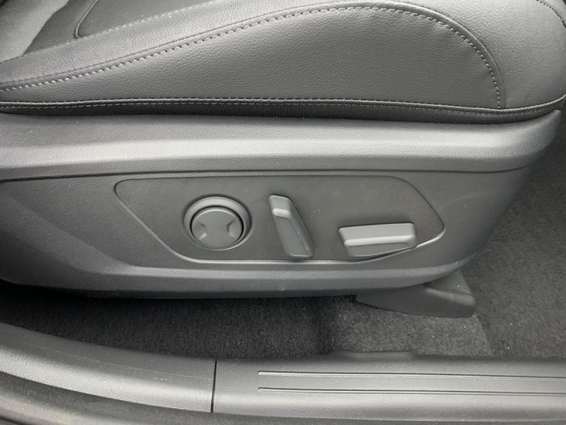 Photo 20 de l'offre de HYUNDAI Tucson 1.6 T-GDI 253 Plug-in BVA6 Creative à 34998€ chez Carlyss automobiles Vitré