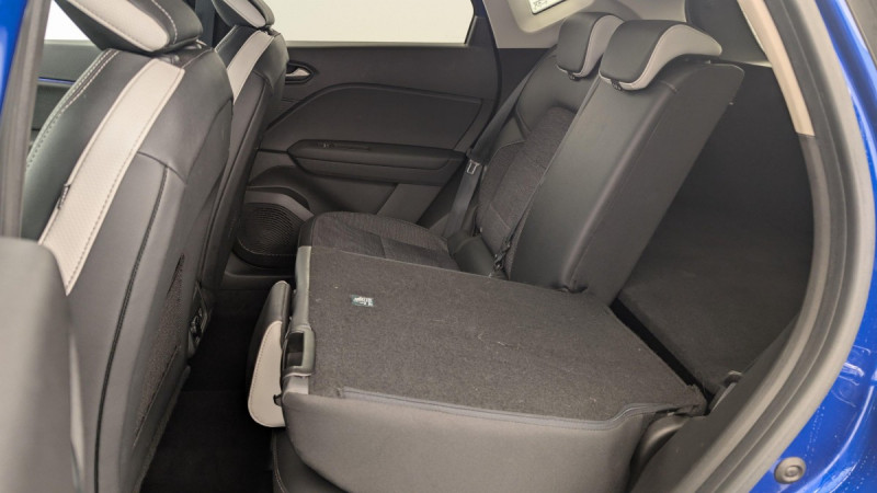 Photo 12 de l'offre de RENAULT CAPTUR TCe 100 Intens à 12380€ chez Carlyss automobiles Vitré