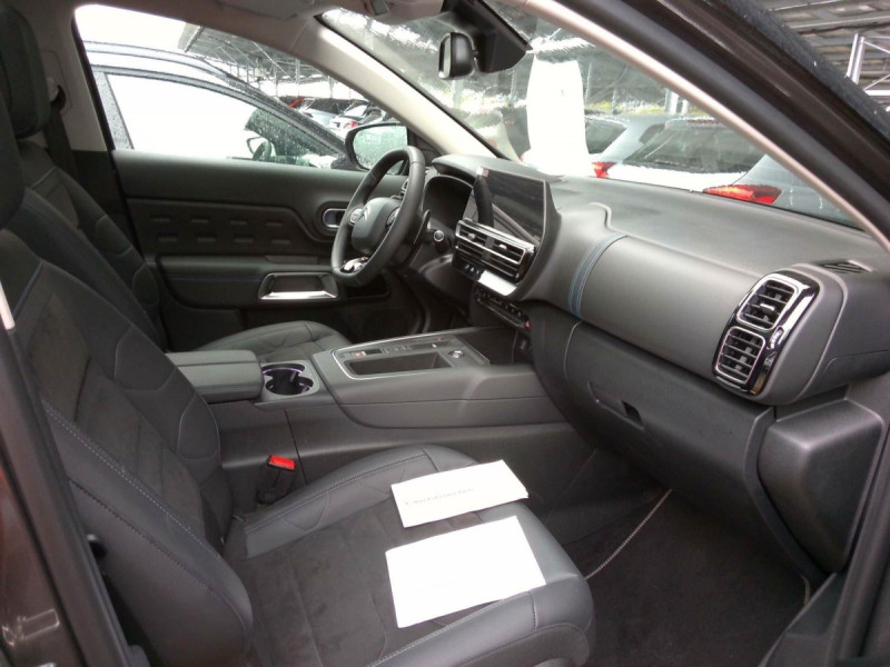 Photo 3 de l'offre de CITROEN C5 Aircross C5 Aircross Hybride Rechargeable 225 e-EAT8 Shine à 24598€ chez Carlyss automobiles Vitré