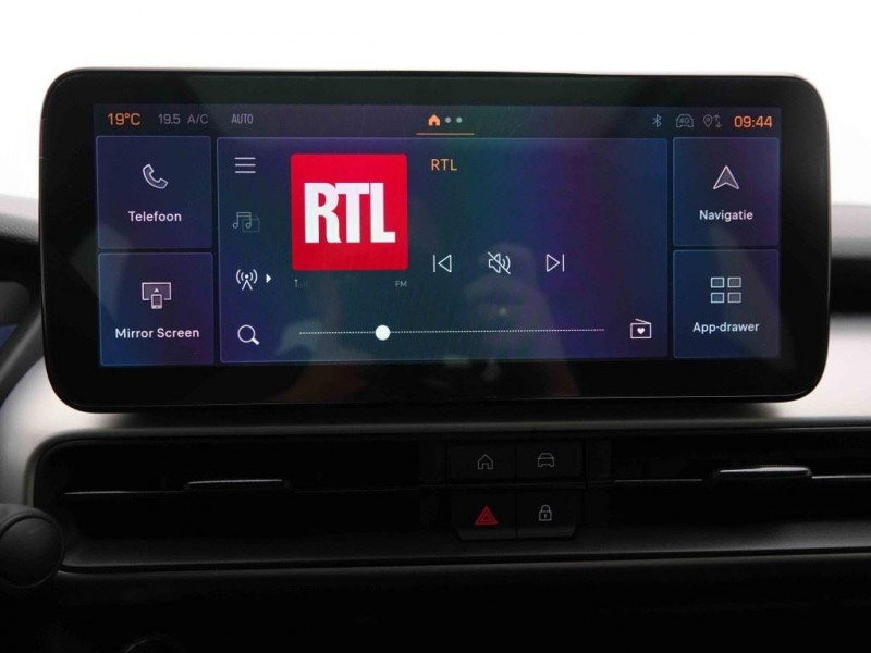 Photo 15 de l'offre de Jeep Avenger 1.2T 100 Summit à 27462€ chez Carlyss automobiles Vitré