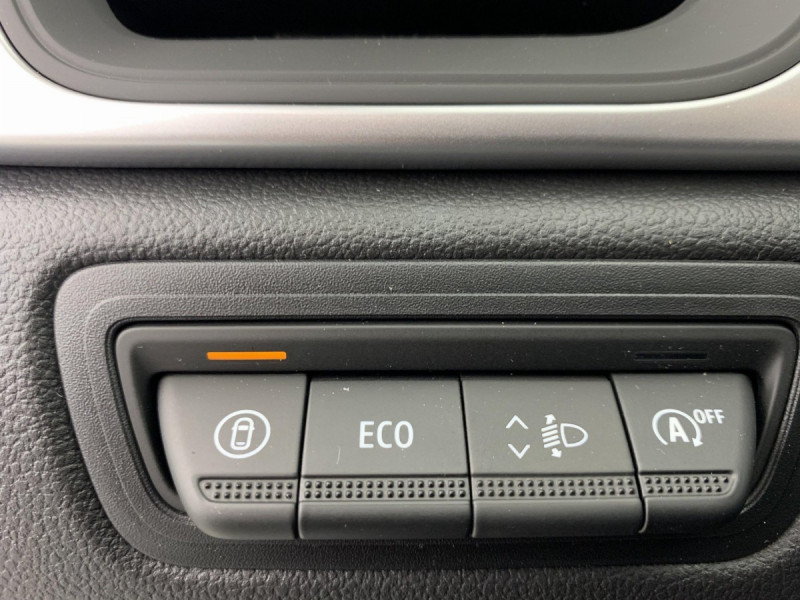 Photo 11 de l'offre de RENAULT CAPTUR TCe 90 ch Evolution à 21498€ chez Carlyss automobiles Vitré