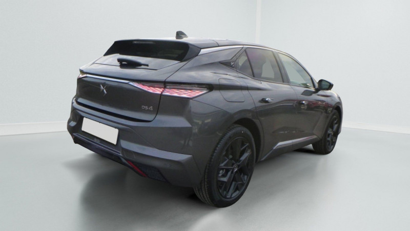 Photo 2 de l'offre de DS DS4 Hybride 136 e-DCT6 Pallas à 33398€ chez Carlyss automobiles Vitré