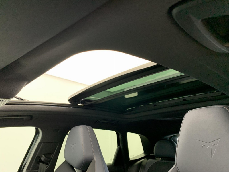 Photo 21 de l'offre de Cupra Terramar 1.5 eTSI Hybrid 150 ch DSG7 V à 36998€ chez Carlyss automobiles Vitré