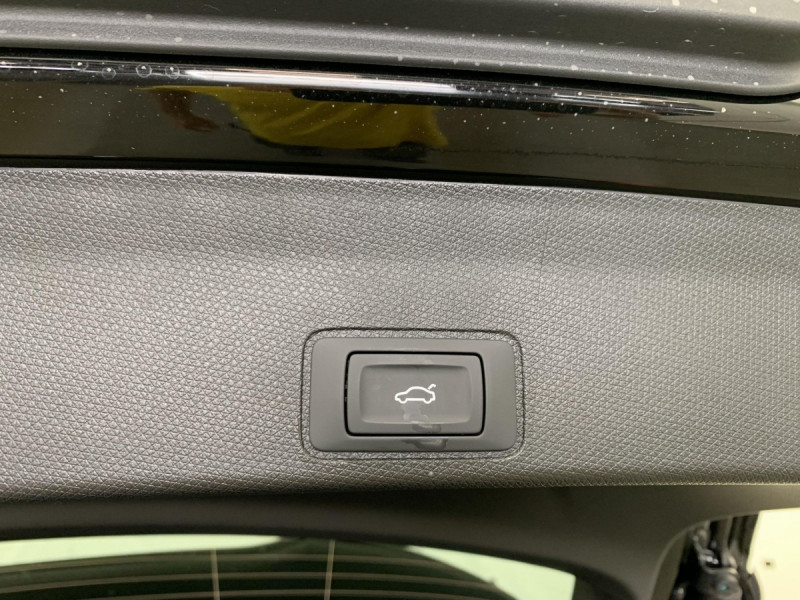 Photo 12 de l'offre de Cupra Terramar 1.5 eTSI Hybrid 150 ch DSG7 V à 36998€ chez Carlyss automobiles Vitré