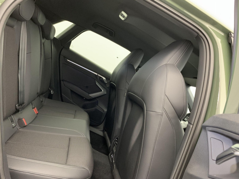 Photo 20 de l'offre de AUDI A3 SPORTBACK NOUVELLE 45 TFSI E HYBRIDE RECHARGEABLE 272 S TRONIC 6 S LINE à 45498€ chez Carlyss automobiles Vitré