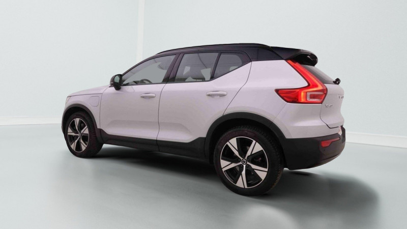 Photo 2 de l'offre de VOLVO XC40 1.5 PHEV T5 262 R-Design à 41565€ chez Carlyss automobiles Vitré