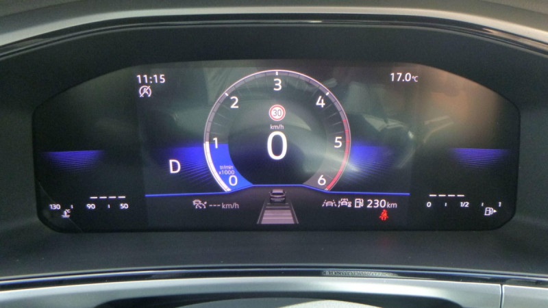 Photo 11 de l'offre de VOLKSWAGEN T-roc T-Roc 2.0 TDI 150 Start/Stop DSG7 VW Edition à 34398€ chez Carlyss automobiles Vitré