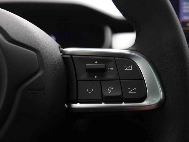 Photo 19 de l'offre de Jeep Avenger 1.2T e-Hybrid DCT Summit à 31469€ chez Carlyss automobiles Vitré