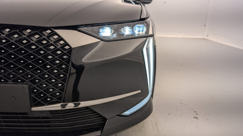 Photo 21 de l'offre de DS DS4 PureTech 130 EAT8 Rivoli à 21643€ chez Carlyss automobiles Vitré