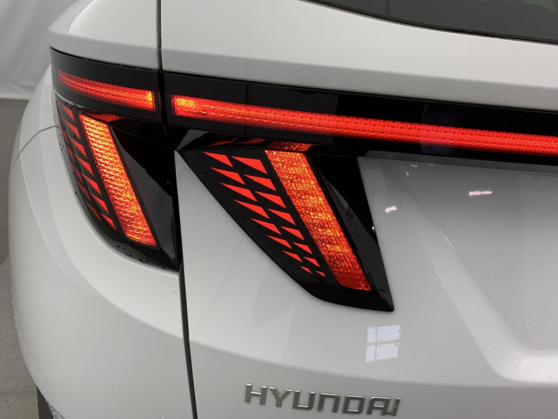 Photo 25 de l'offre de HYUNDAI Tucson 1.6 T-GDI 253 Plug-in BVA6 Creative à 34998€ chez Carlyss automobiles Vitré