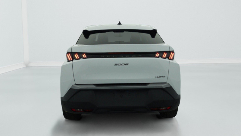 Photo 6 de l'offre de PEUGEOT 3008 NOUVEAU HYBRID 136 E-DCS6 ALLURE à 30298€ chez Carlyss automobiles Vitré