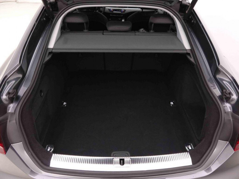 Photo 6 de l'offre de AUDI A5 Sportback 40 TFSi 204 S-Tronic S-line à 49298€ chez Carlyss automobiles Vitré
