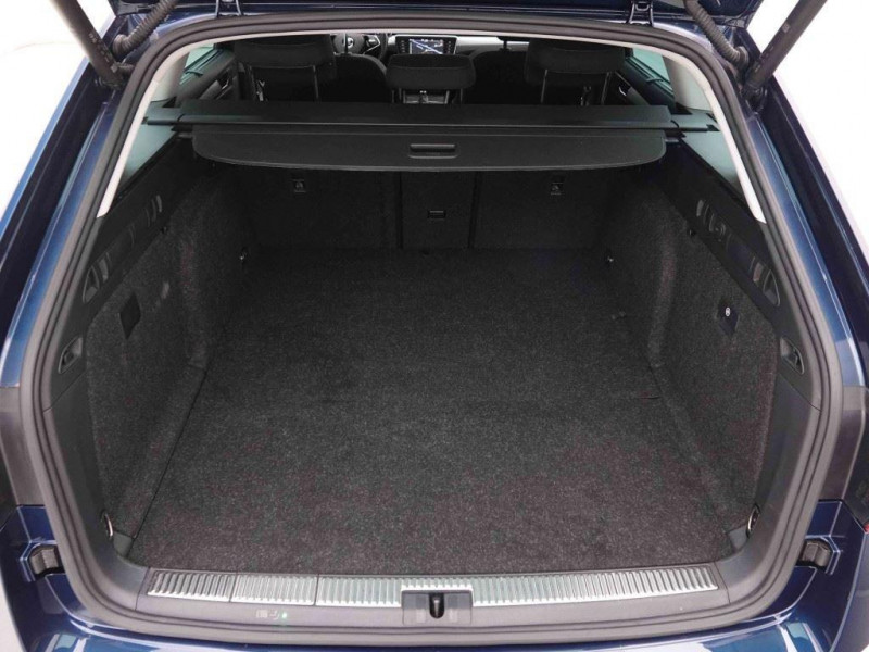 Photo 4 de l'offre de SKODA Superb 1.4 TSi 218 PHEV Combi Edition à 32177€ chez Carlyss automobiles Vitré