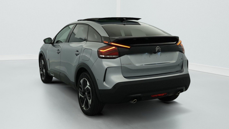 Photo 5 de l'offre de CITROEN C4 PureTech 130 S&S BVM6 Shine à 15978€ chez Carlyss automobiles Vitré