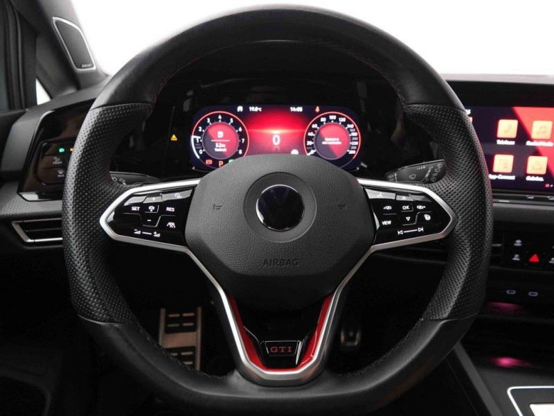 Photo 11 de l'offre de Volkswagen Golf GTi 2.0 TSi 245 DSG Black Style à 31114€ chez Carlyss automobiles Vitré