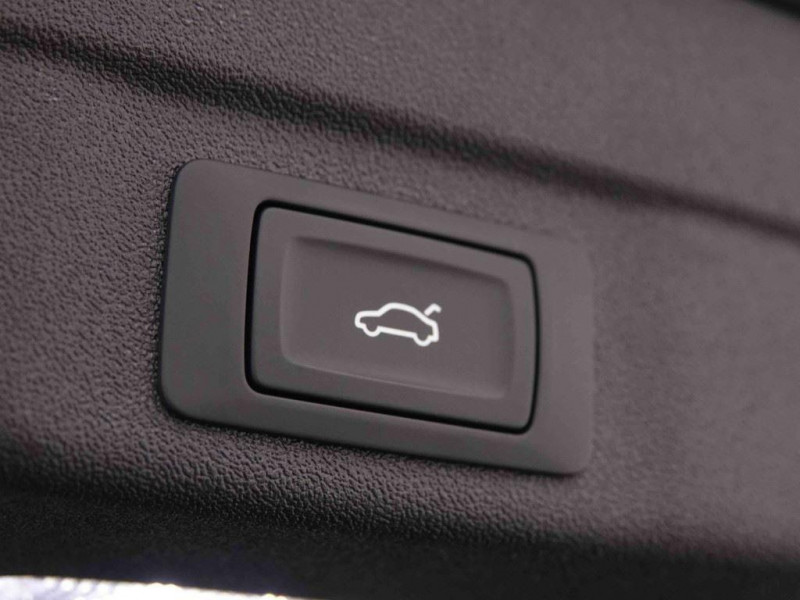 Photo 7 de l'offre de AUDI A5 40 TFSi 204 S-Tronic Avant S-Line Edition à 48398€ chez Carlyss automobiles Vitré