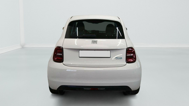 Photo 5 de l'offre de Fiat 500e Berline MY22 Serie 1 STEP 2 500 e 95 ch Action Plus à 12598€ chez Carlyss automobiles Vitré