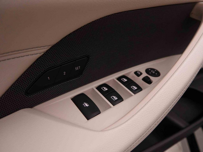 Photo 19 de l'offre de Bmw 4 420i 184 Cabrio Steptronic M-Pack à 54098€ chez Carlyss automobiles Vitré