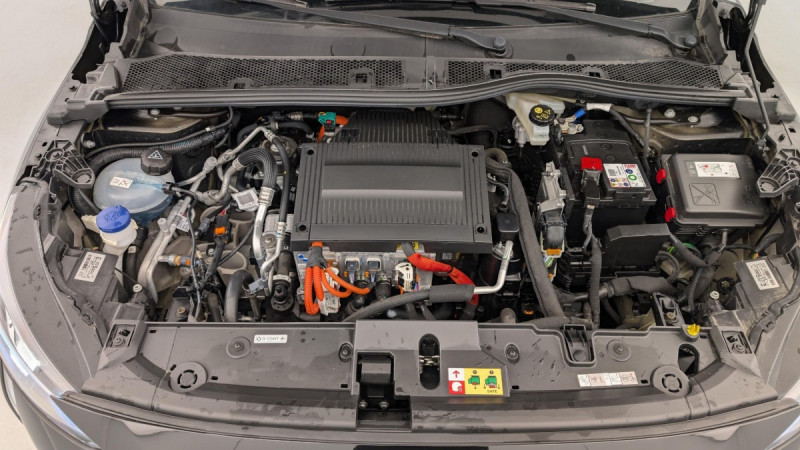 Photo 20 de l'offre de PEUGEOT 208 ELECTRIQUE 50 KWH 136CH STYLE à 17660€ chez Carlyss automobiles Vitré