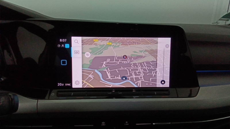 Photo 4 de l'offre de VOLKSWAGEN GOLF Golf 1.0 eTSI OPF 110 DSG7 Life à 24598€ chez Carlyss automobiles Vitré