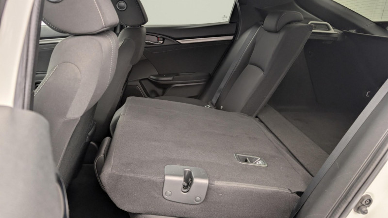 Photo 12 de l'offre de HONDA Civic 2018 CIVIC 1.0 I-VTEC 126 ELEGANCE à 14498€ chez Carlyss automobiles Vitré