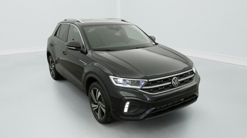 Photo 1 de l'offre de VOLKSWAGEN T-roc 1.5 TSI EVO2 150 Start/Stop DSG7 R-Line Edition à 33998€ chez Carlyss automobiles Vitré