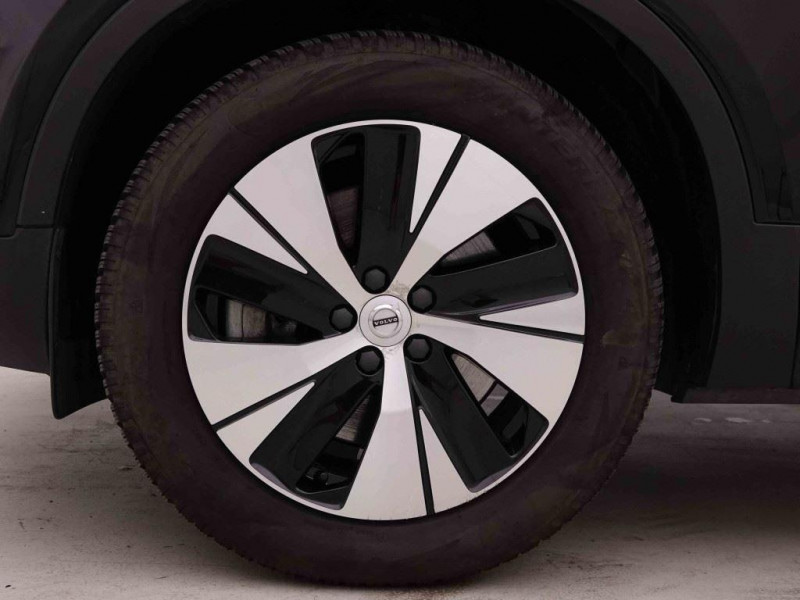 Photo 20 de l'offre de VOLVO XC40 1.5 T5 180 PHEV Momentum Pro à 28702€ chez Carlyss automobiles Vitré