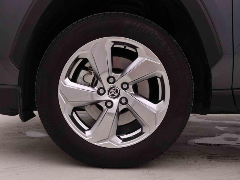 Photo 22 de l'offre de TOYOTA RAV-4 2.5 HEV 218 Dynamic à 37598€ chez Carlyss automobiles Vitré