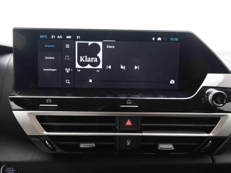 Photo 3 de l'offre de CITROEN C4 Hybrid 145 e-DCS6 MAX New model à 26926€ chez Carlyss automobiles Vitré