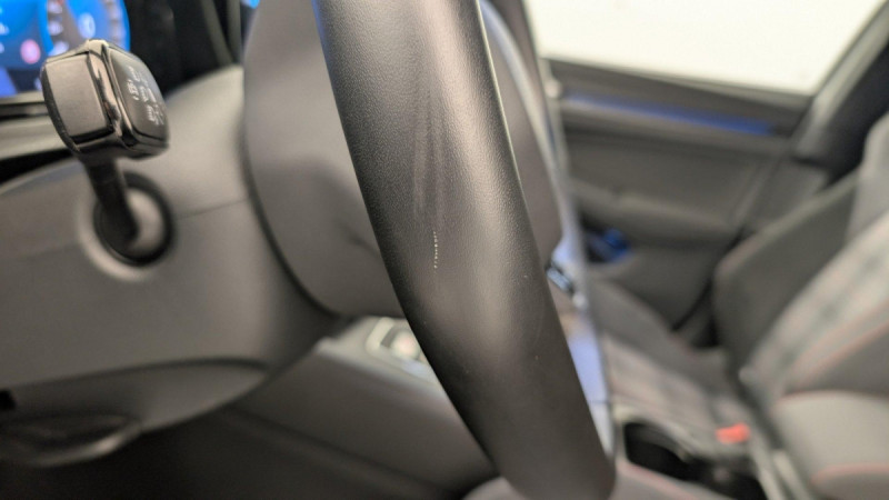Photo 23 de l'offre de VOLKSWAGEN GOLF 8 2.0 TSI 245 DSG7 GTI à 30858€ chez Carlyss automobiles Vitré