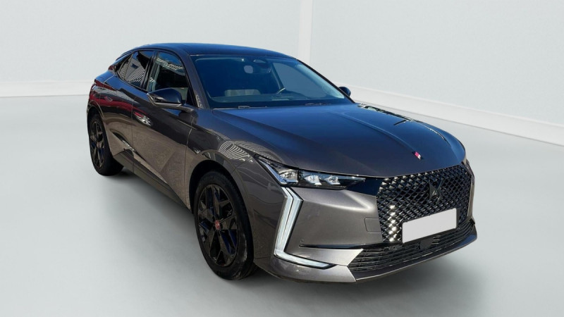 Photo 1 de l'offre de DS DS4 PureTech 130 EAT8 Performance Line+ à 23196€ chez Carlyss automobiles Vitré