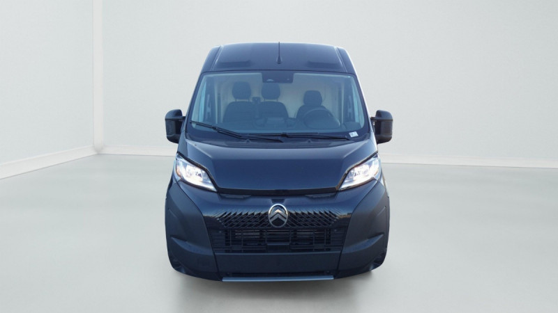 Photo 3 de l'offre de CITROEN Jumper Fourgon TOLE 35 L2H2 180 S&S BVA8 à 31437€ chez Carlyss automobiles Vitré