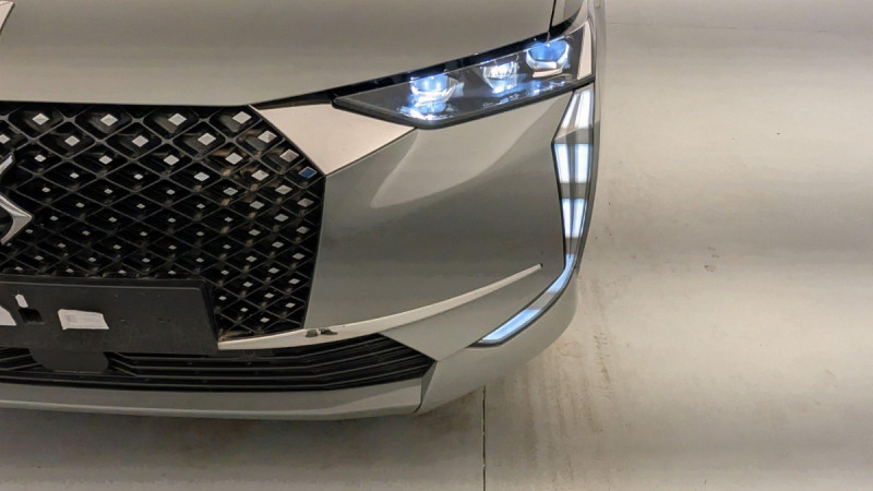 Photo 16 de l'offre de DS DS4 PureTech 130 EAT8 Rivoli à 23370€ chez Carlyss automobiles Vitré