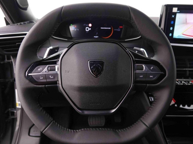 Photo 7 de l'offre de PEUGEOT 2008 1.2 HYBRID 145 eDCS6 Allure à 28698€ chez Carlyss automobiles Vitré