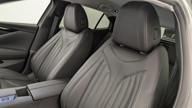 Photo 9 de l'offre de DS DS4 PureTech 130 EAT8 Rivoli à 22859€ chez Carlyss automobiles Vitré