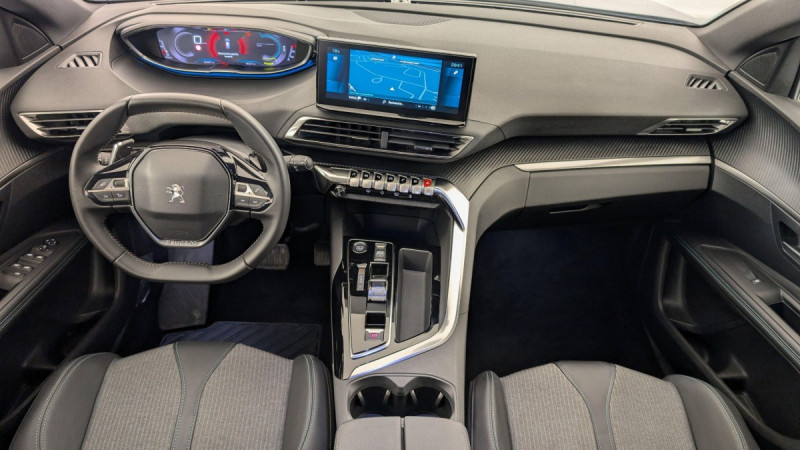 Photo 12 de l'offre de PEUGEOT 3008 Hybrid 136 e-DCS6 Allure Pack à 27853€ chez Carlyss automobiles Vitré