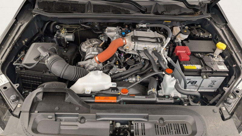 Photo 19 de l'offre de ISUZU D-MAX 1.9 4X4 CREW CAB N60 B.B +  AT 4 PLACES à 44500€ chez Carlyss automobiles Vitré