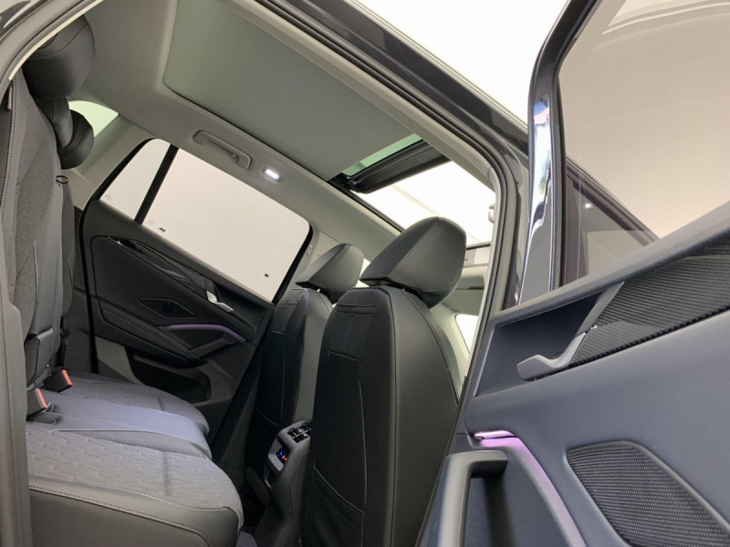 Photo 8 de l'offre de VOLKSWAGEN TIGUAN NOUVEAU 1.5 eTSI 150CV DSG7 LIFE PLUS à 40498€ chez Carlyss automobiles Vitré