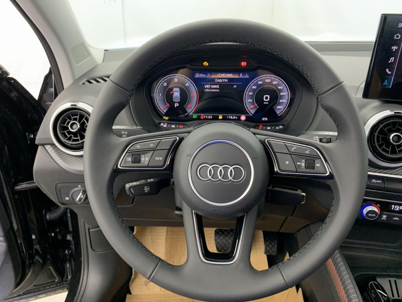 Photo 15 de l'offre de AUDI Q2 35 TDI 150 S tronic 7 Design à 36998€ chez Carlyss automobiles Vitré