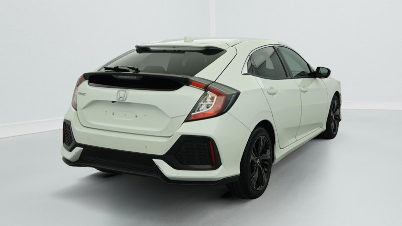 Photo 7 de l'offre de HONDA Civic 2018 CIVIC 1.0 I-VTEC 126 ELEGANCE à 14498€ chez Carlyss automobiles Vitré