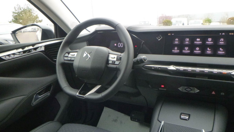 Photo 4 de l'offre de DS DS4 BlueHDi 130 EAT8 Pallas à 32398€ chez Carlyss automobiles Vitré