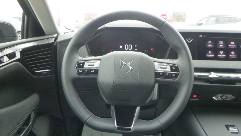 Photo 5 de l'offre de DS DS4 BlueHDi 130 EAT8 Pallas à 32398€ chez Carlyss automobiles Vitré