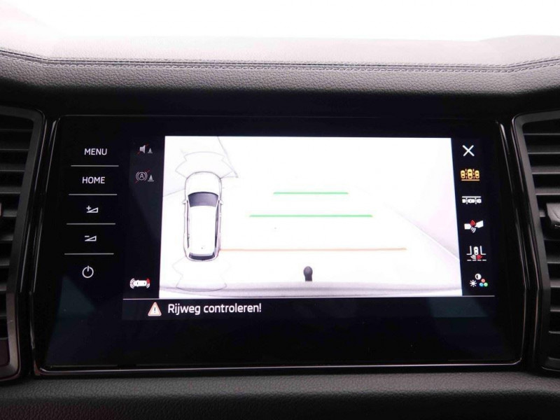 Photo 18 de l'offre de SKODA Kodiaq 2.0 Tdi 150 DSG Sportline 7pl à 40593€ chez Carlyss automobiles Vitré