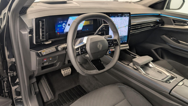 Photo 32 de l'offre de RENAULT ESPACE VI E-TECH FULL HYBRID 200 GSR2 ESPRIT ALPINE à 38043€ chez Carlyss automobiles Vitré