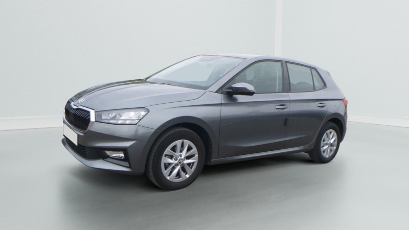 Photo 2 de l'offre de SKODA Fabia Fabia 1.0 MPI 80 ch BVM5 Ambition à 16198€ chez Carlyss automobiles Vitré