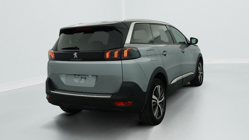 Photo 7 de l'offre de PEUGEOT 5008 PureTech 130ch S&S BVM6 Allure Pack à 24879€ chez Carlyss automobiles Vitré